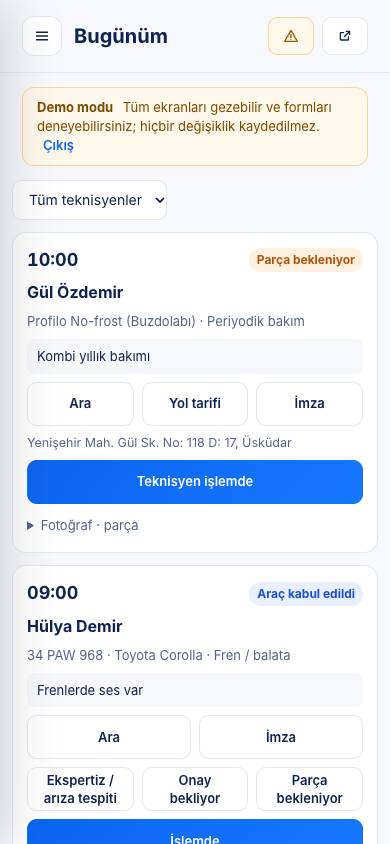 Saha ekranı — teknisyenin telefonu